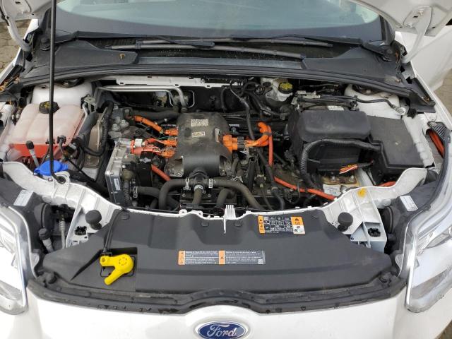 1FADP3R41EL341696 - 2014 FORD FOCUS BEV WHITE photo 11