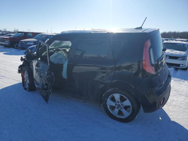 KNDJN2A29J7895787 - 2018 KIA SOUL BLACK photo 2