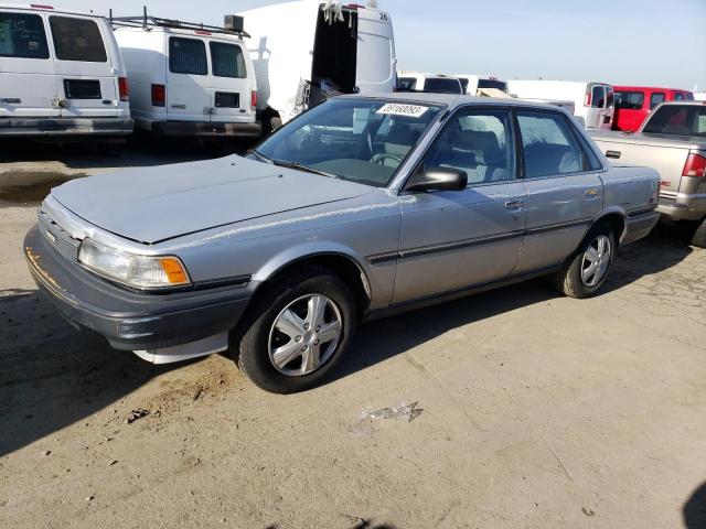 4T1SV21EXLU109994 - 1990 TOYOTA CAMRY DLX SILVER photo 1