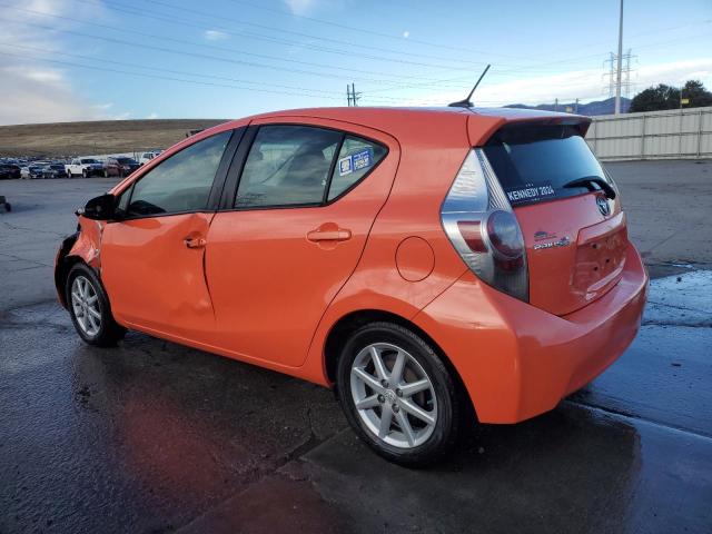 JTDKDTB34D1049529 - 2013 TOYOTA PRIUS C ORANGE photo 2