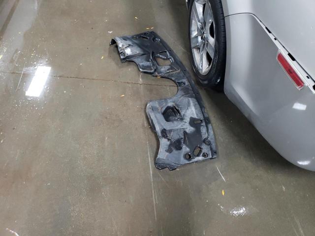 1G1ZH57B58F255930 - 2008 CHEVROLET MALIBU 1LT Srebrny zdjęcie 12