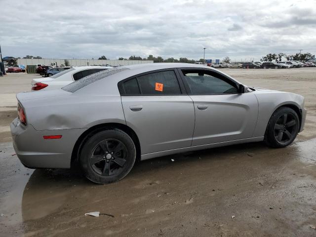 2B3CL3CG0BH548238 - 2011 DODGE CHARGER SILVER photo 3