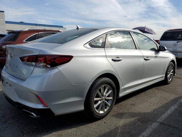 5NPE24AFXJH674445 - 2018 HYUNDAI SONATA SE SILVER photo 3