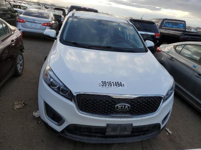 5XYPGDA52JG341150 - 2018 KIA SORENTO LX WHITE photo 5