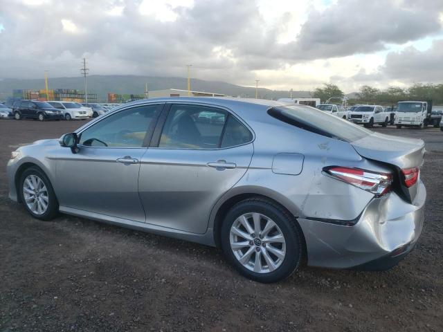 4T1B11HK7KU174835 - 2019 TOYOTA CAMRY L SILVER photo 2