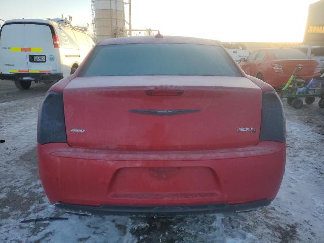 2C3CCAGG2FH846331 - 2015 CHRYSLER 300 S RED photo 6