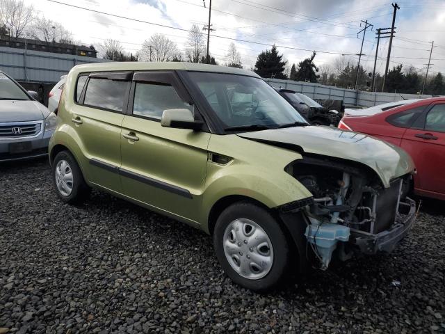 KNDJT2A54D7630781 - 2013 KIA SOUL GREEN photo 4