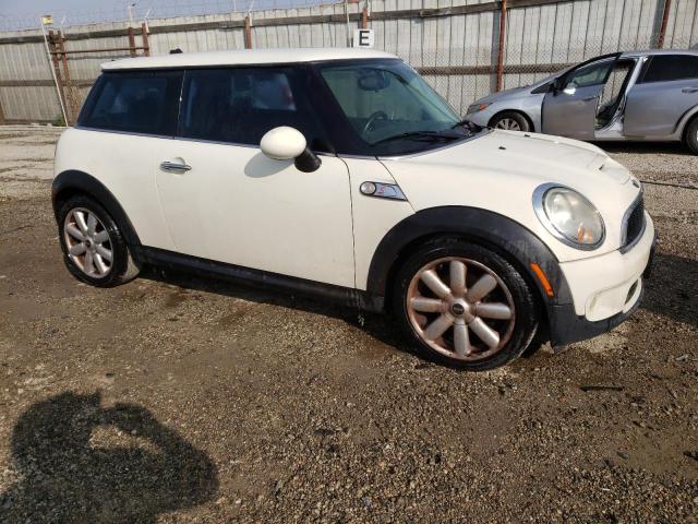 WMWMF7C51ATZ71490 - 2010 MINI COOPER S CREAM photo 4