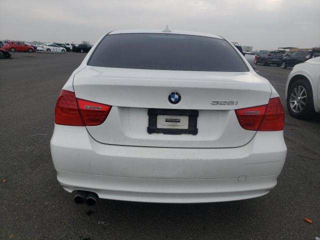 WBAPH5C59AA439203 - 2010 BMW 328 I SULEV WHITE photo 6