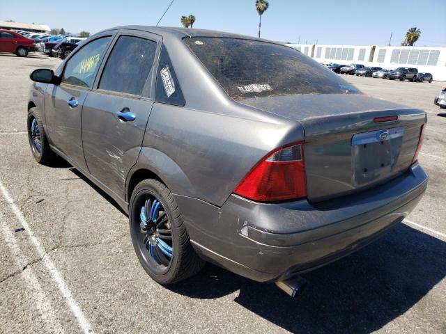 1FAFP34N47W152311 - 2007 FORD FOCUS ZX4 GRAY photo 3