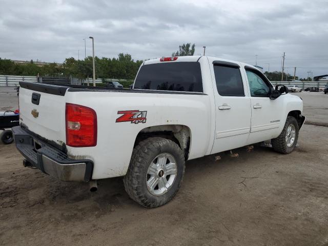 3GCPKSE30BG294005 - 2011 CHEVROLET SILVERADO K1500 LT WHITE photo 3