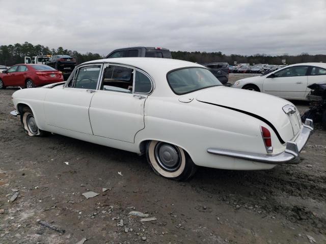 JH23G1B198052 - 1963 JAGUAR MARK X WHITE photo 2