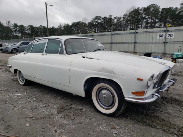 JH23G1B198052 - 1963 JAGUAR MARK X WHITE photo 4