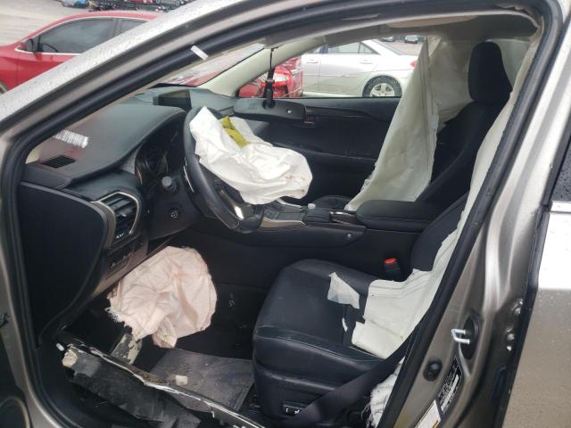 JTJDARBZ3M2181939 - 2021 LEXUS NX 300 BASE 银色 照片 7