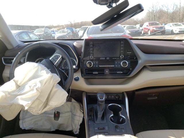 5TDGZRBH7NS560999 - 2022 TOYOTA HIGHLANDER XLE 灰色 照片 8