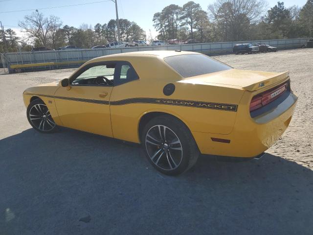 2C3CDYCJ1CH204363 - 2012 DODGE CHALLENGER SRT-8 YELLOW photo 2