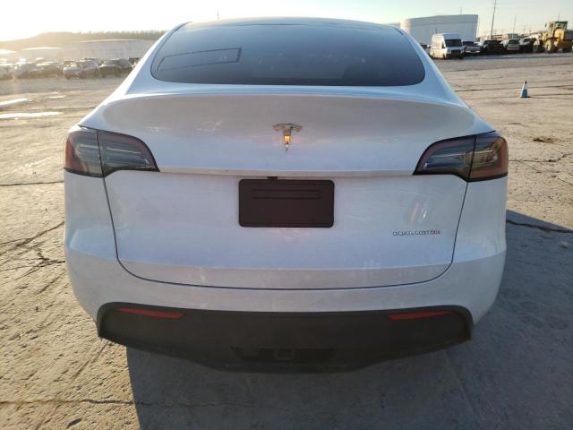 7SAYGDEE0PA188346 - 2023 TESLA MODEL Y WHITE photo 6