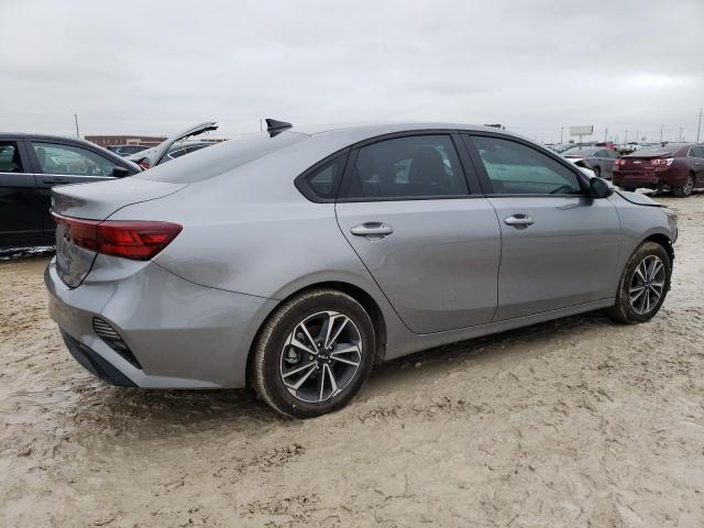 3KPF24AD7PE684950 - 2023 KIA FORTE LX GRAY photo 3