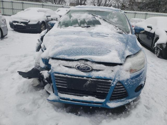 1FADP3F2XEL154248 - 2014 FORD FOCUS SE BLUE photo 5