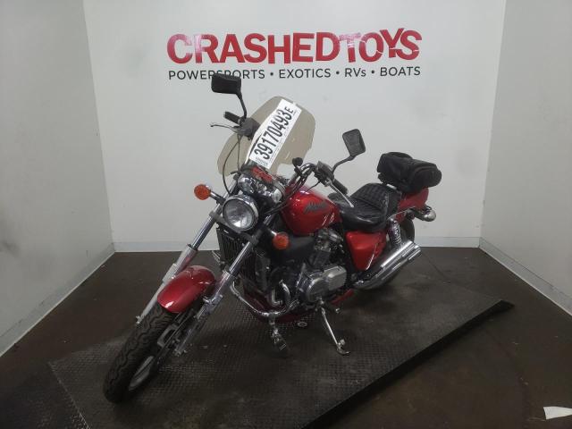 1HFRC2809JA102963 - 1988 HONDA VF750 C RED photo 2