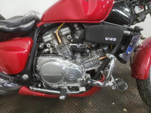 1HFRC2809JA102963 - 1988 HONDA VF750 C RED photo 7