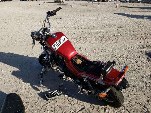 1HFSC1217GA302567 - 1986 HONDA VF1100 C RED photo 3