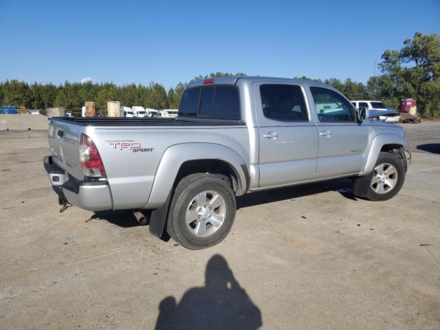 5TFJU4GN4BX005729 - 2011 TOYOTA TACOMA DOUBLE CAB PRERUNNER SILVER photo 3
