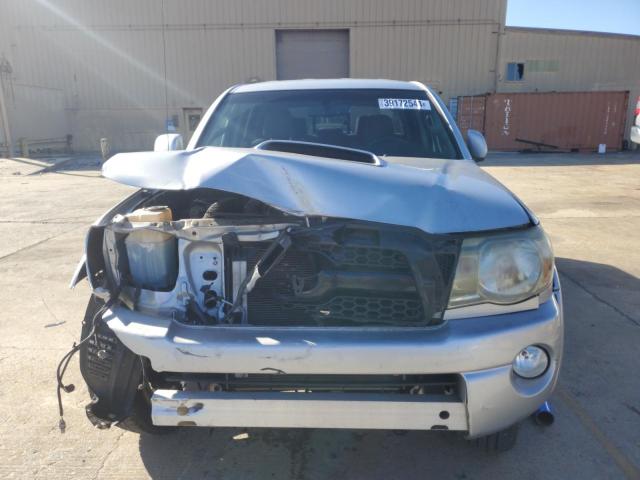 5TFJU4GN4BX005729 - 2011 TOYOTA TACOMA DOUBLE CAB PRERUNNER SILVER photo 5
