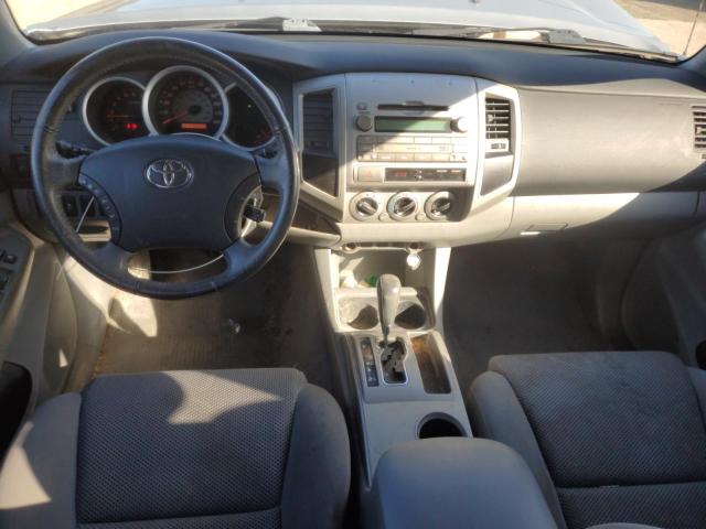 5TFJU4GN4BX005729 - 2011 TOYOTA TACOMA DOUBLE CAB PRERUNNER SILVER photo 8