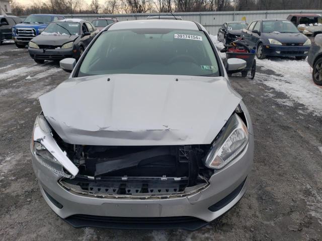 1FADP3K29HL215602 - 2017 FORD FOCUS SE SILVER photo 5