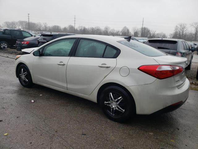 KNAFK4A62F5292905 - 2015 KIA FORTE LX WHITE photo 2