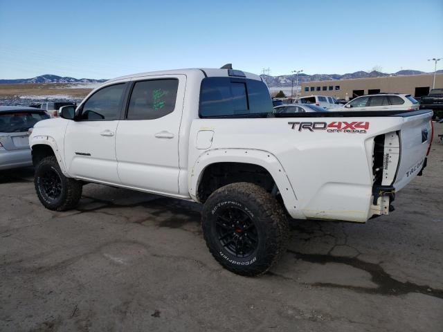 3TMCZ5AN7JM177637 - 2018 TOYOTA TACOMA DOUBLE CAB 白色 照片 2