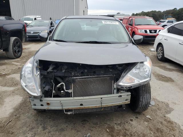 3N1CN7AP9KL847515 - 2019 NISSAN VERSA S GRAY photo 5