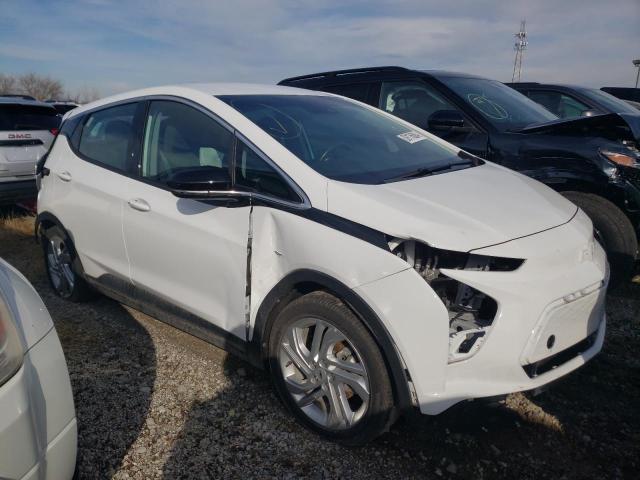 1G1FW6S02P4108642 - 2023 CHEVROLET BOLT EV 1LT WHITE photo 4