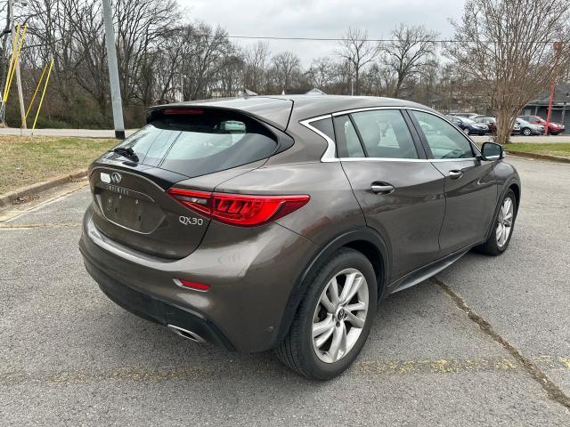 SJKCH5CP4HA016636 - 2017 INFINITI QX30 BASE BROWN photo 4