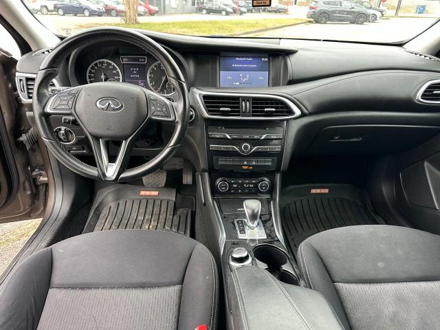 SJKCH5CP4HA016636 - 2017 INFINITI QX30 BASE BROWN photo 9