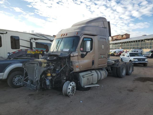 3AKJGLDV6FSGE8811 - 2015 FREIGHTLINER CASCADIA 1 BROWN photo 2