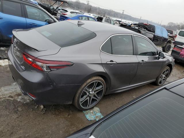 4T1G31AK3PU606810 - 2023 TOYOTA CAMRY SE NIGHT SHADE GRAY photo 3