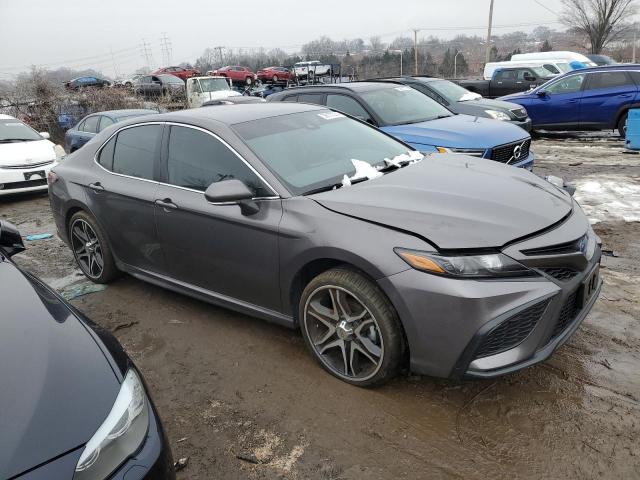 4T1G31AK3PU606810 - 2023 TOYOTA CAMRY SE NIGHT SHADE GRAY photo 4