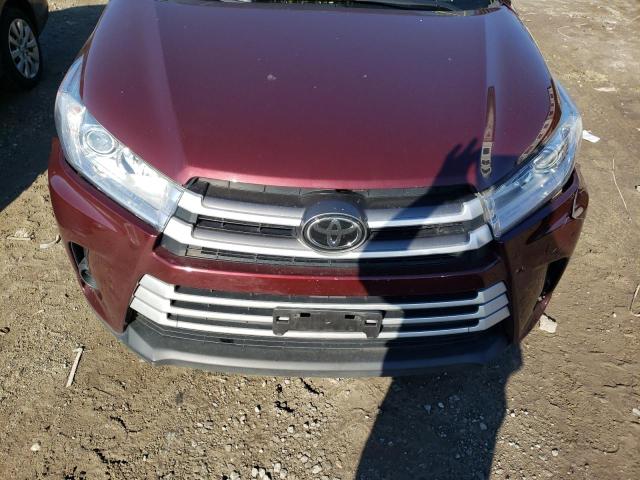 5TDBZRFH8HS449435 - 2017 TOYOTA HIGHLANDER LE RED photo 11