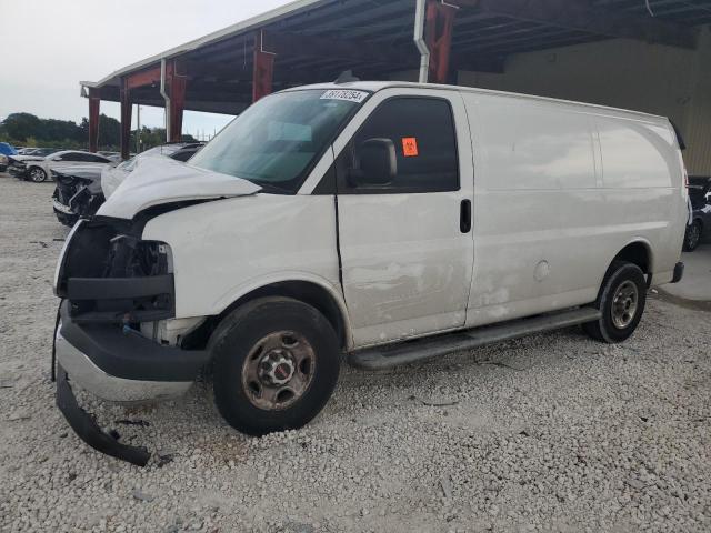 1GTW7AFG9K1368481 - 2019 GMC SAVANA G2500 WHITE photo 1