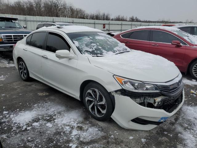 1HGCR2F74HA110866 - 2017 HONDA ACCORD EX WHITE photo 4