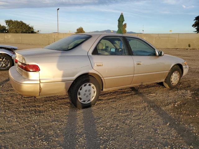 JT2BG22K9X0379193 - 1999 TOYOTA CAMRY LE GOLD photo 3