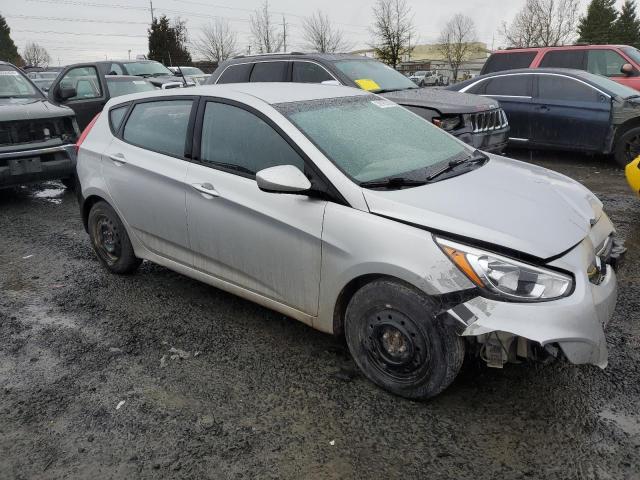 KMHCT5AEXGU284859 - 2016 HYUNDAI ACCENT SE SILVER photo 4