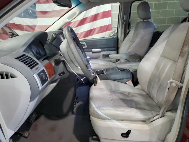 2A8HR54P28R729754 - 2008 CHRYSLER TOWN & COU TOURING MAROON photo 7