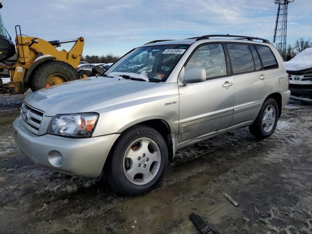 2004 TOYOTA HIGHLANDER, 