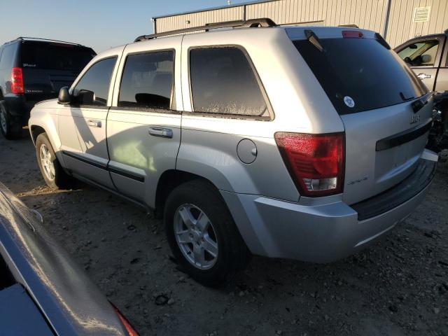 1J8GR48K87C596106 - 2007 JEEP GRAND CHER LAREDO SILVER photo 2