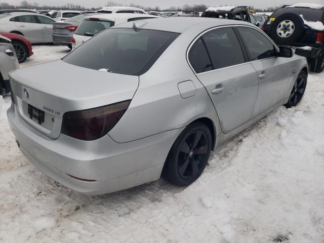 WBANV13598BZ47474 - 2008 BMW 528 XI SILVER photo 3