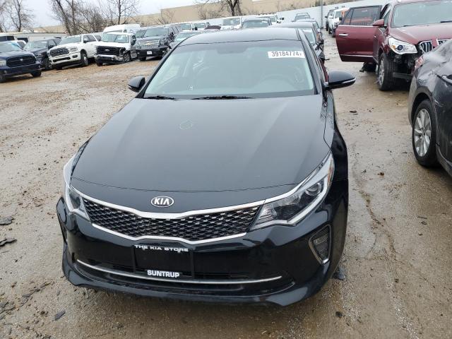 5XXGT4L3XJG214027 - 2018 KIA OPTIMA LX BLACK photo 5