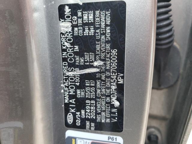 KNDJP3A54E7060096 - 2014 KIA SOUL + GRAY photo 13